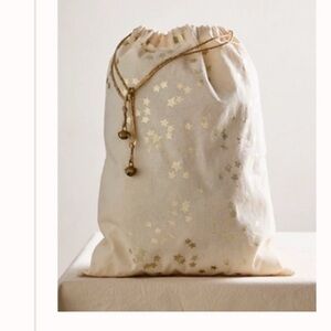 FREE PEOPLE Cream and Gold lightweight Bag- holiday edition⭐️⭐️Collectable ⭐️⭐️